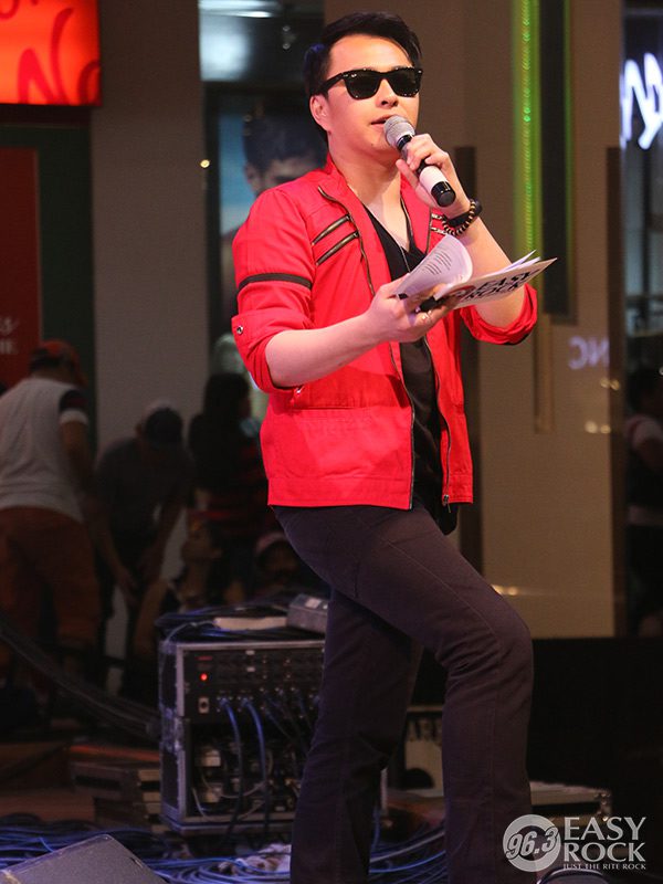 DJ Jay at Easy Rock After-work Mall Tour